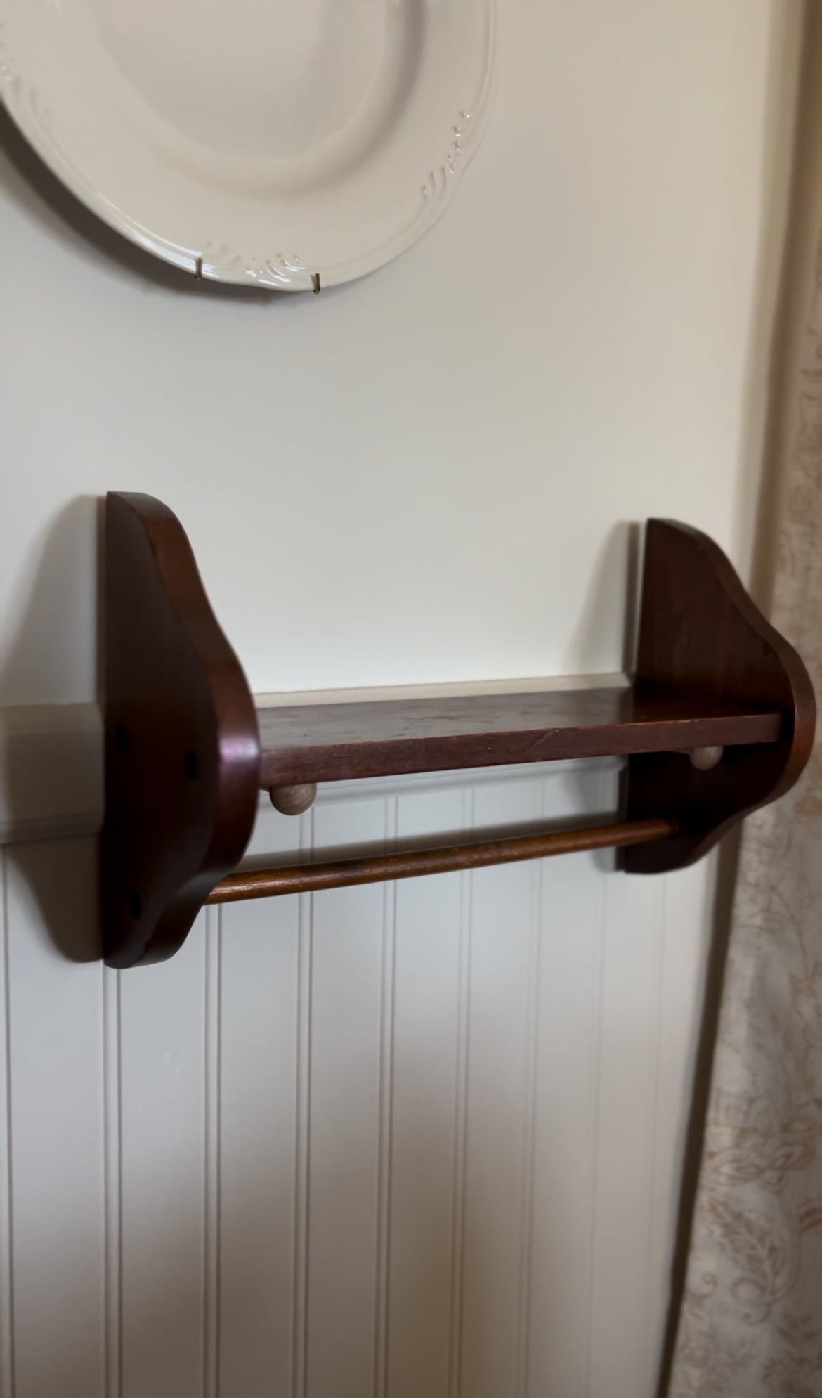 Wooden Wall Shelf with Towel Bar