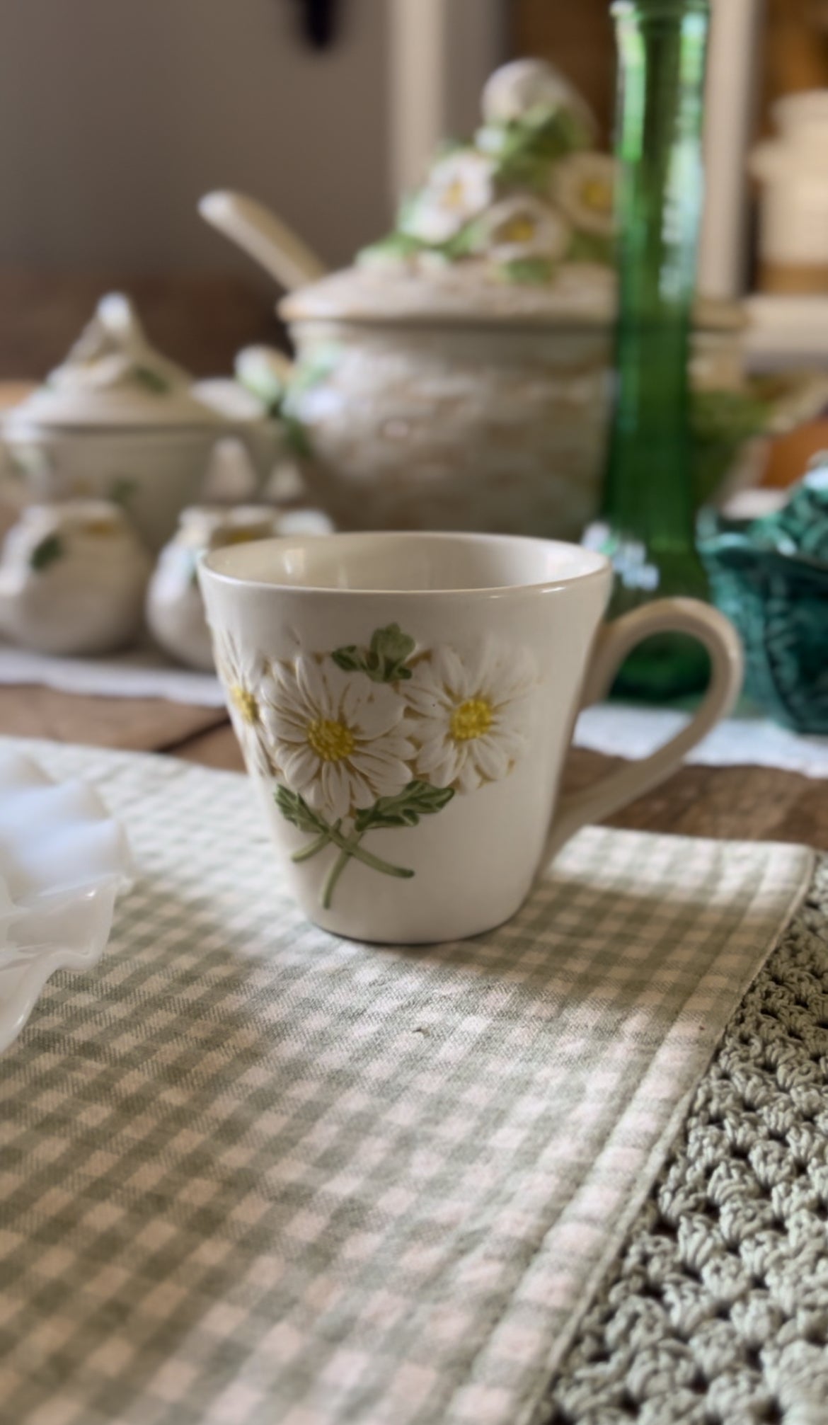 Set of 5 Daisy Mugs