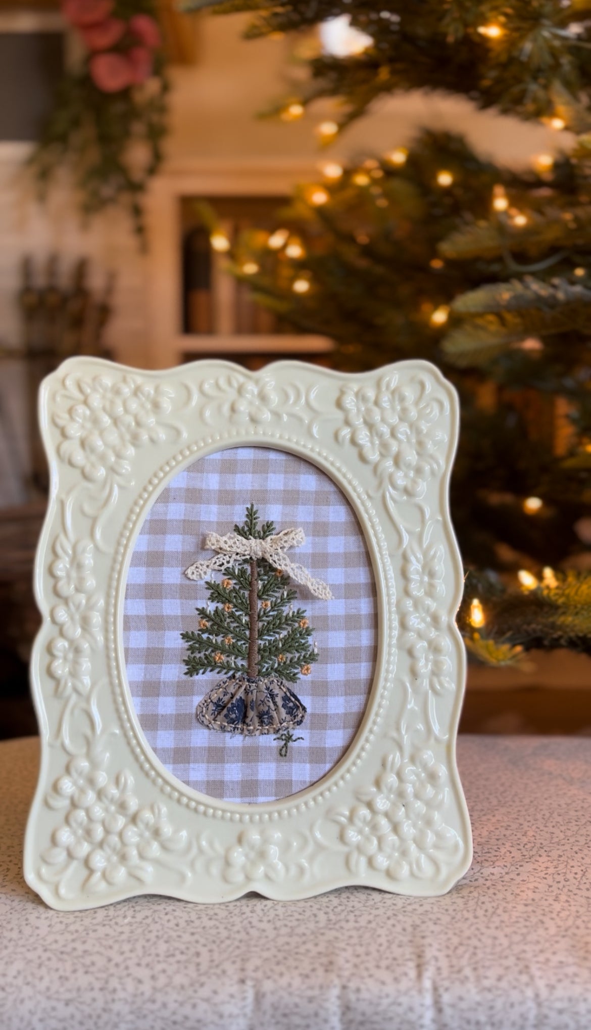 Large Christmas Tree Embroidery Frame