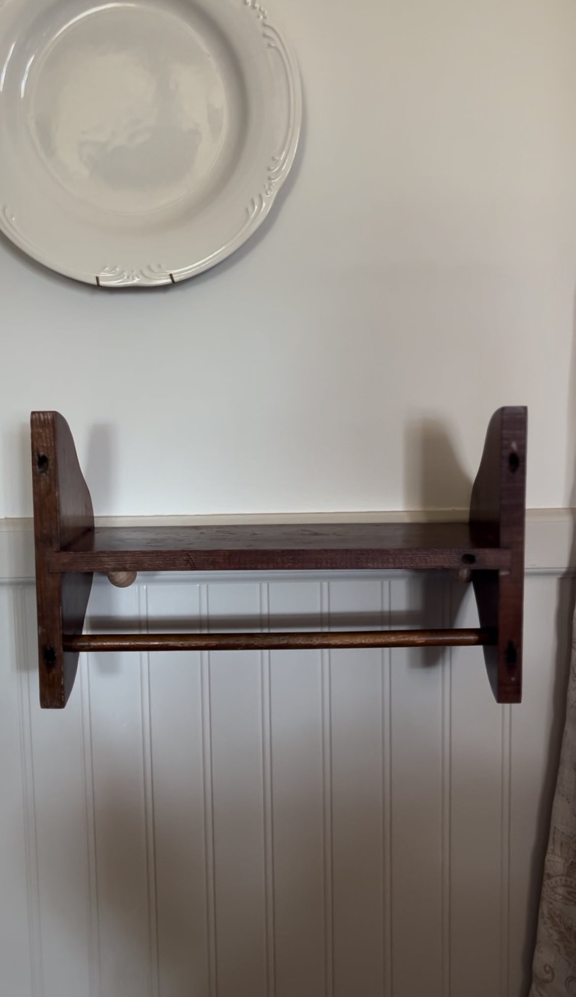 Wooden Wall Shelf with Towel Bar