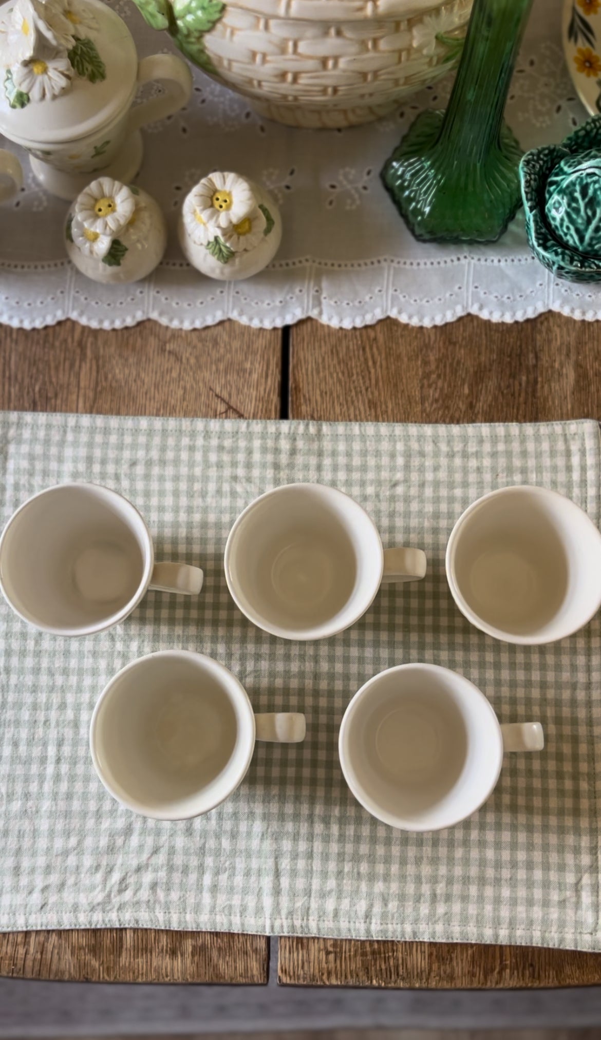 Set of 5 Daisy Mugs