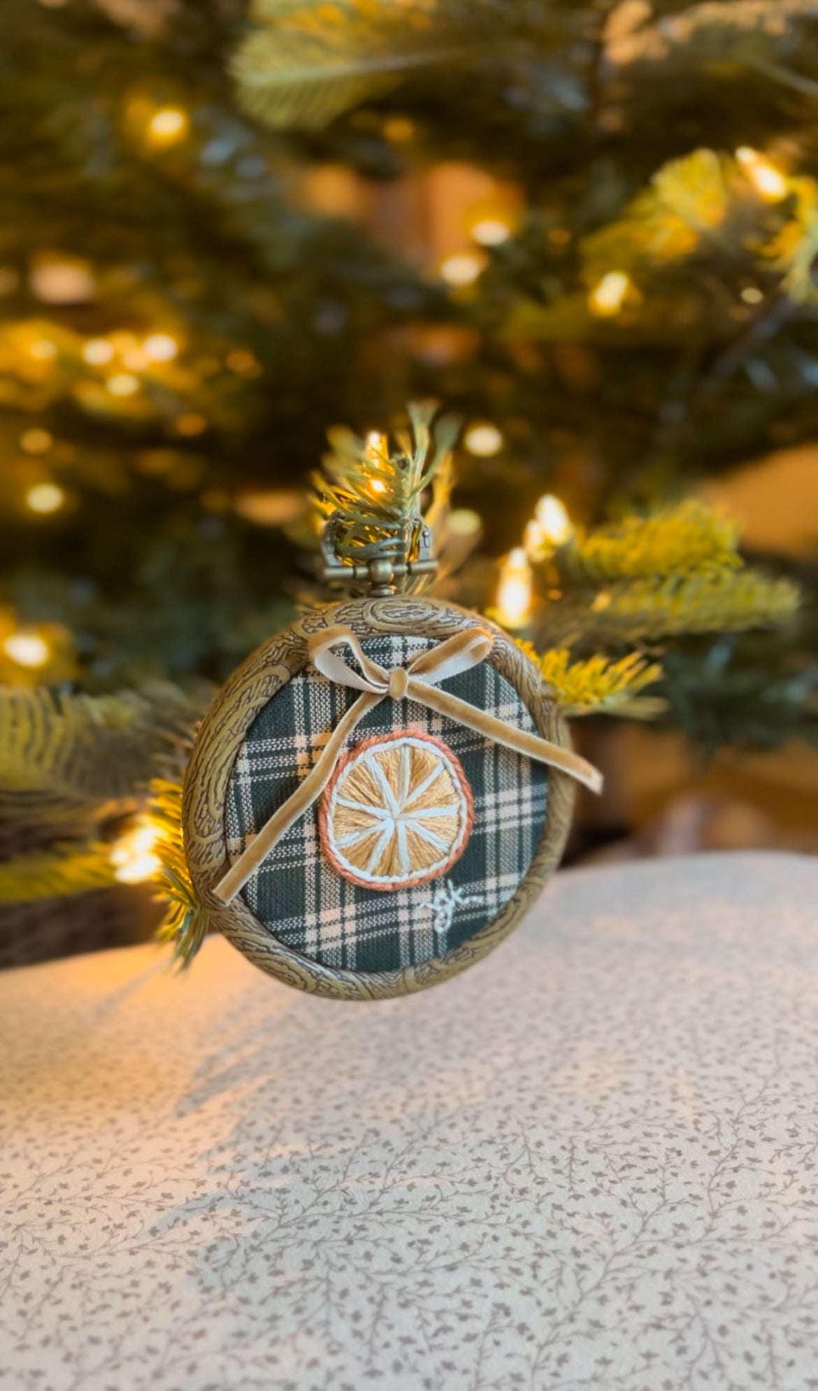 Small Dried Orange Green Flannel Embroidery Ornament