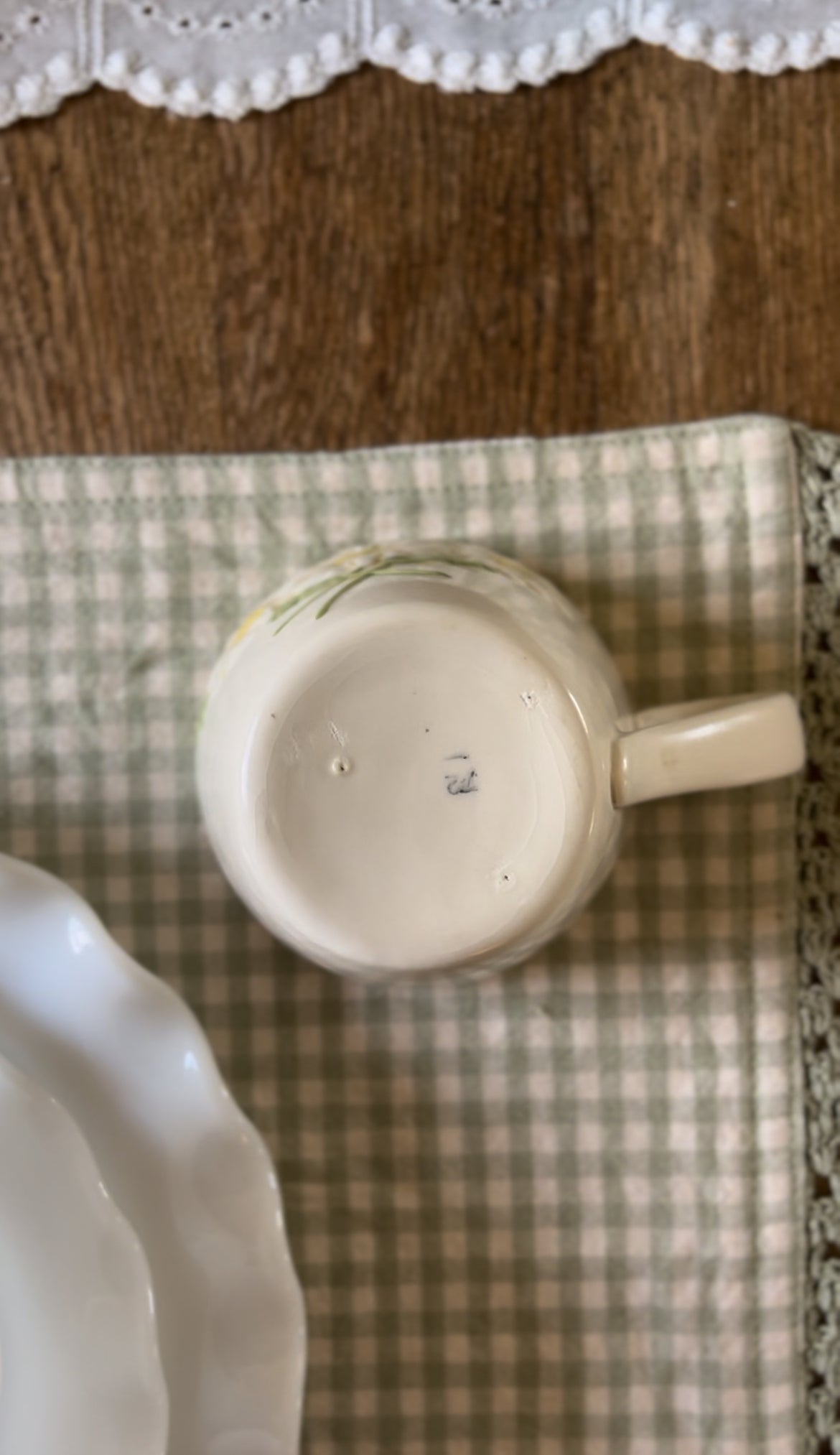 Set of 5 Daisy Mugs