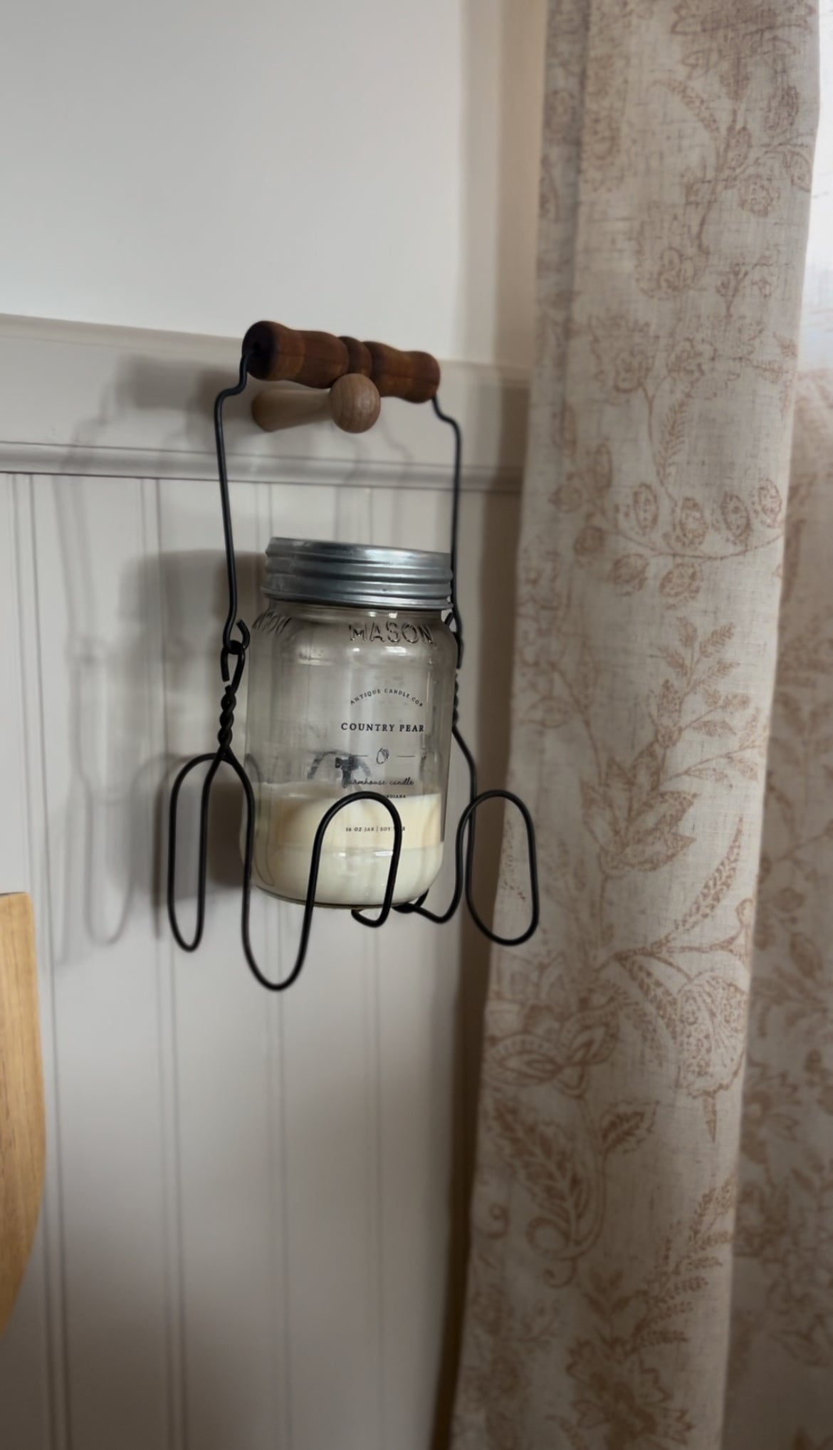 Vintage Wire Jar Holder (*candle not included)