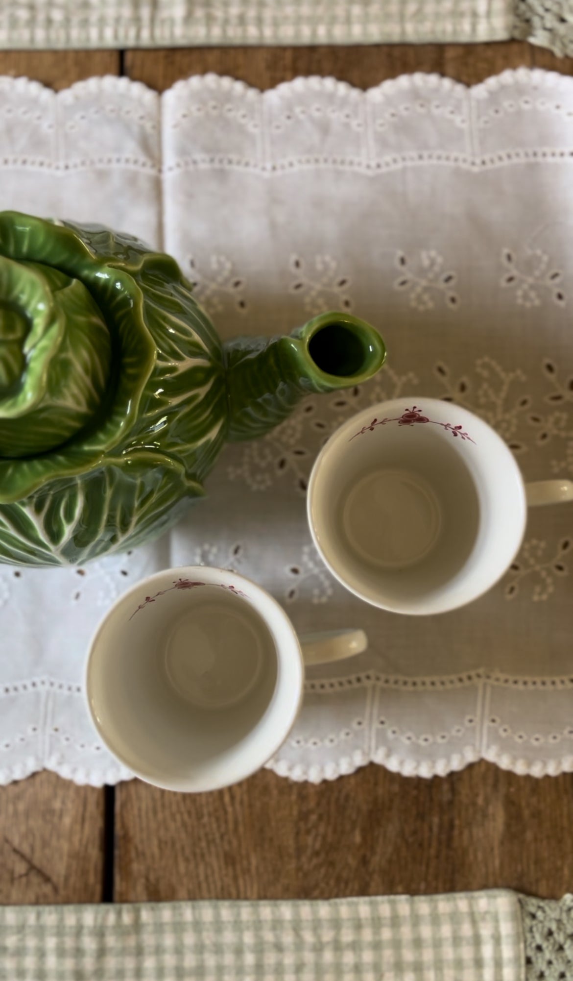 Set of 2 Franciscan English Ironstone Mugs