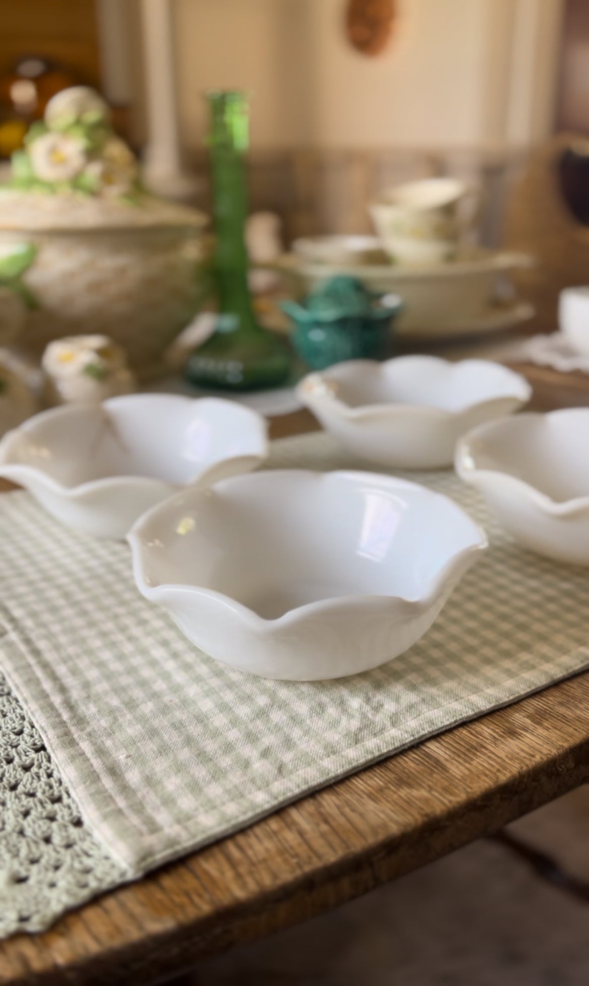 Hazel Atlas Ripple Crinoline set of 4 Bowls