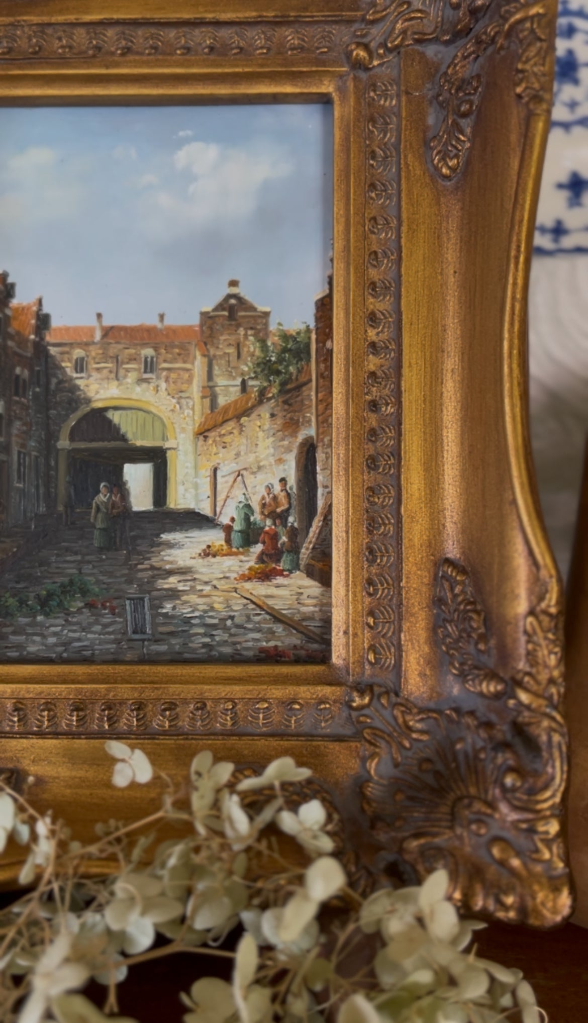 European-style Oil Painting in Ornate Gold Frame