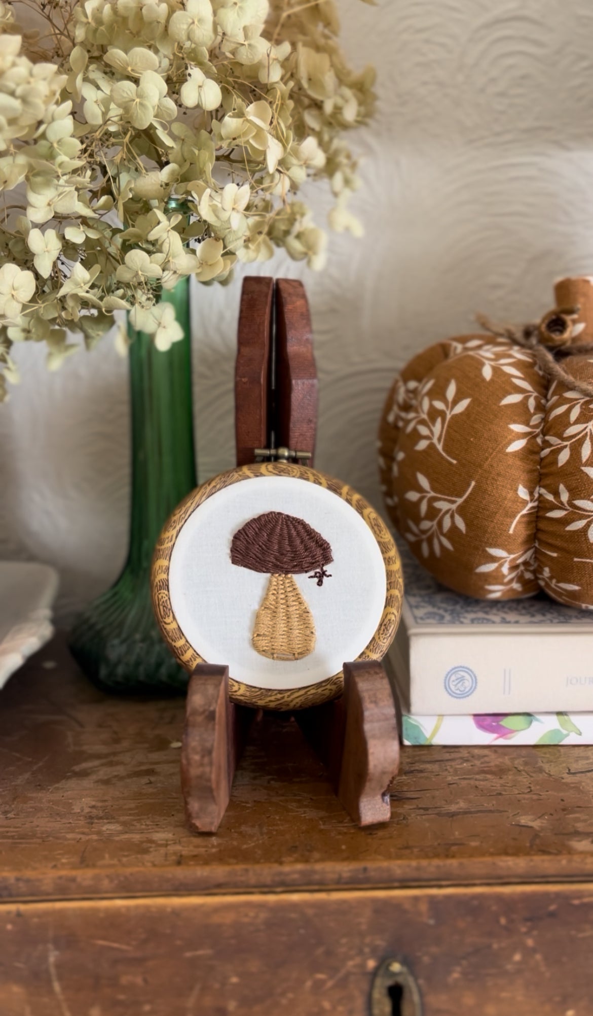 Dark Brown Wicker Mushroom Embroidery Magnet