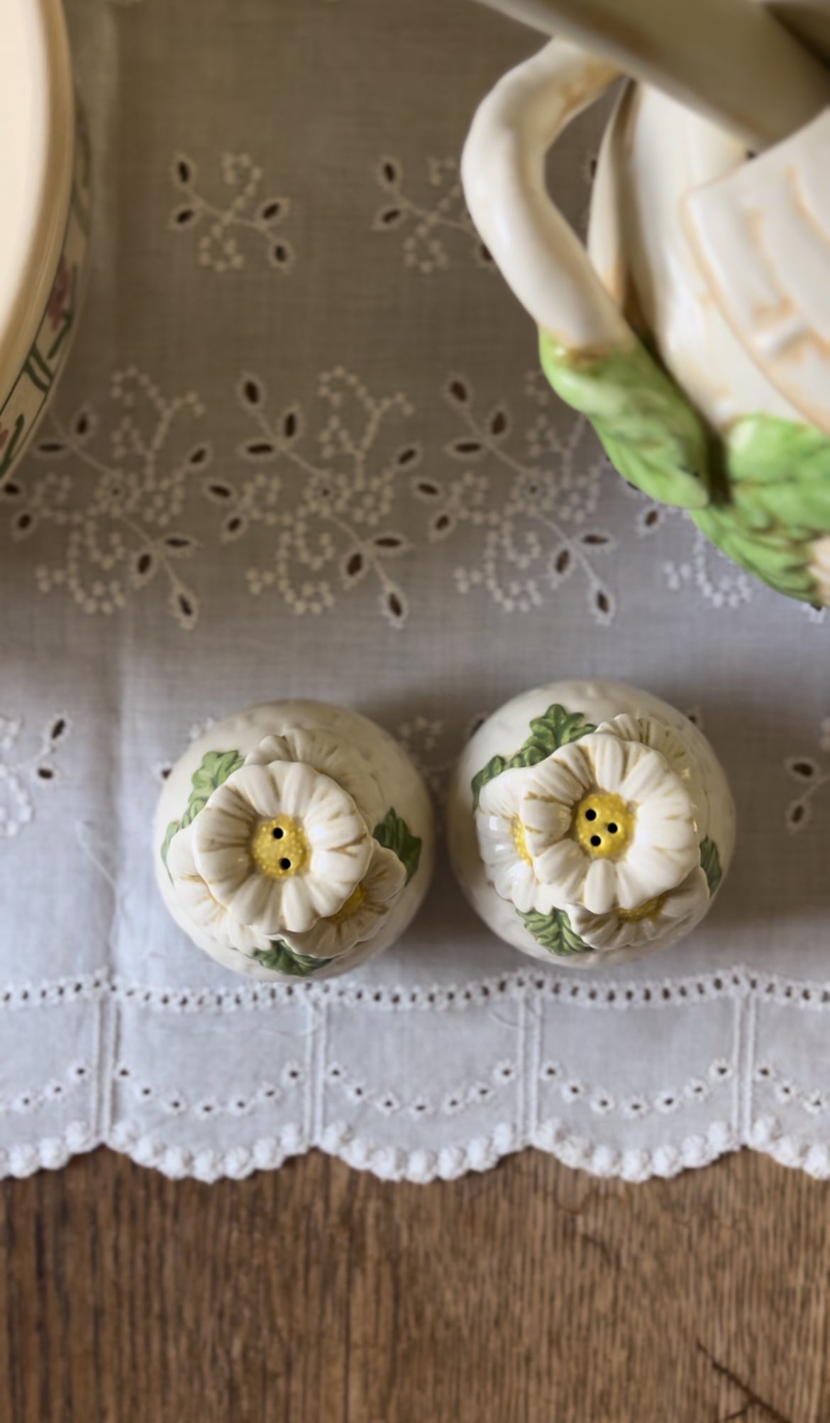 Set of Daisy Salt and Pepper Shakers