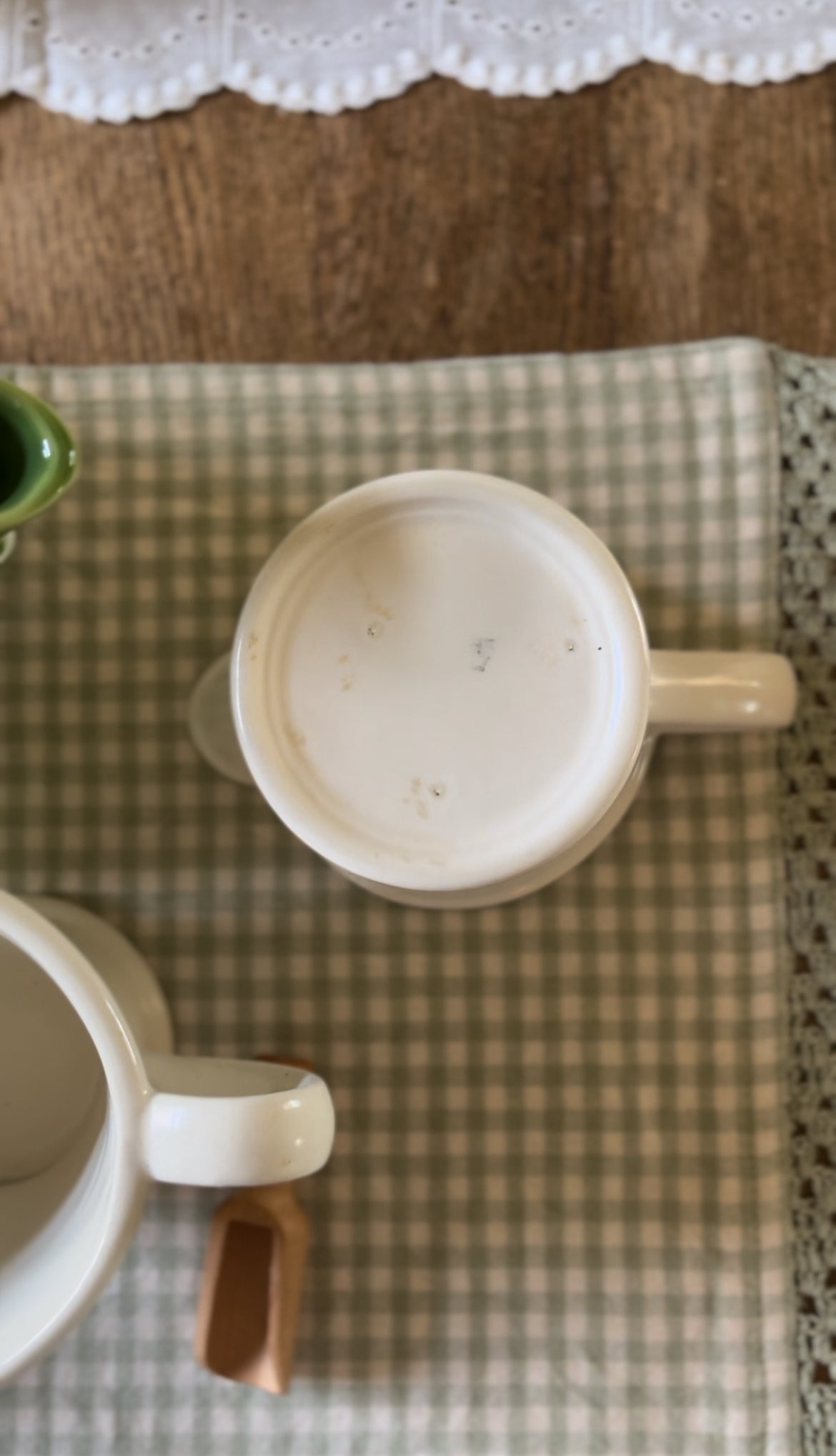 Daisy Sugar Dish and Creamer Set