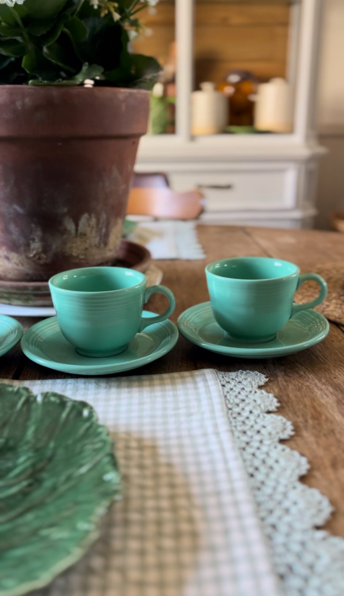 Set of 4 Fiesta Mint Green Teacups and Saucers by Homer Laughlin