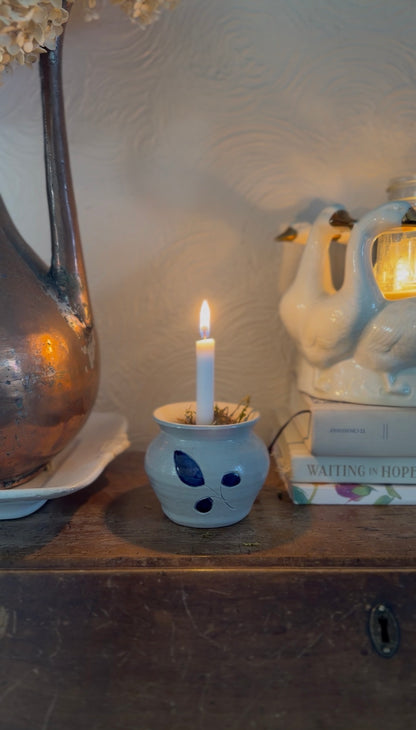 Williamsburg Pottery Vase Turned Moss Candle