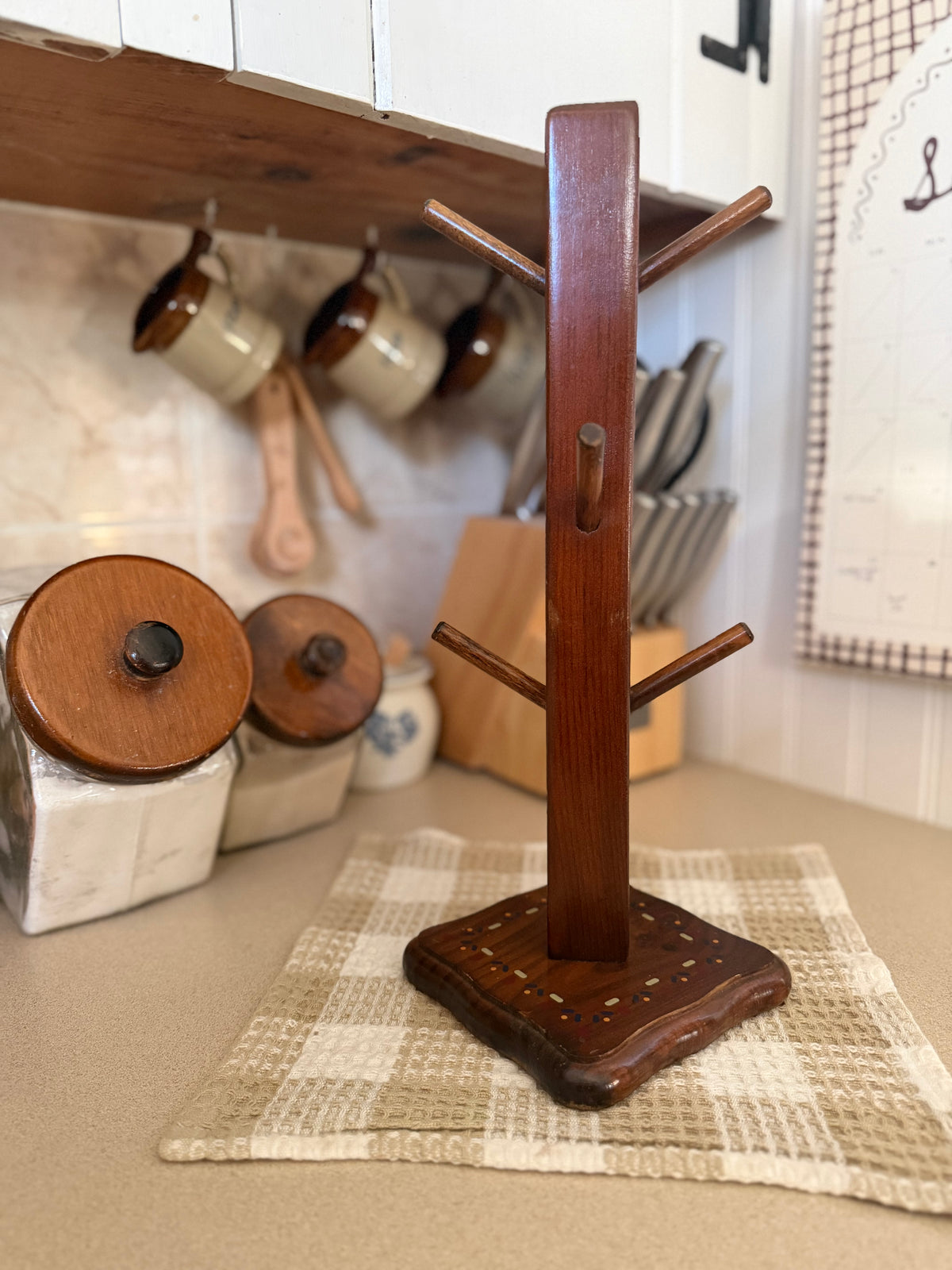 Solid Wood Mug Tree