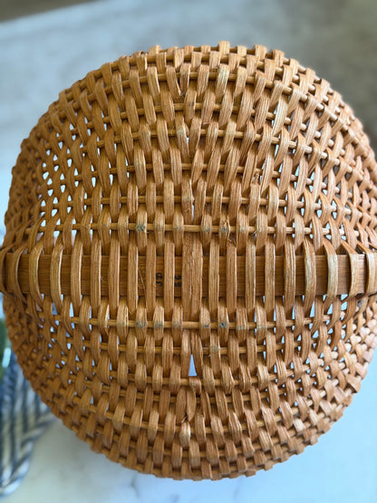 Handmade Buttocks Gathering Basket (flowers not included)