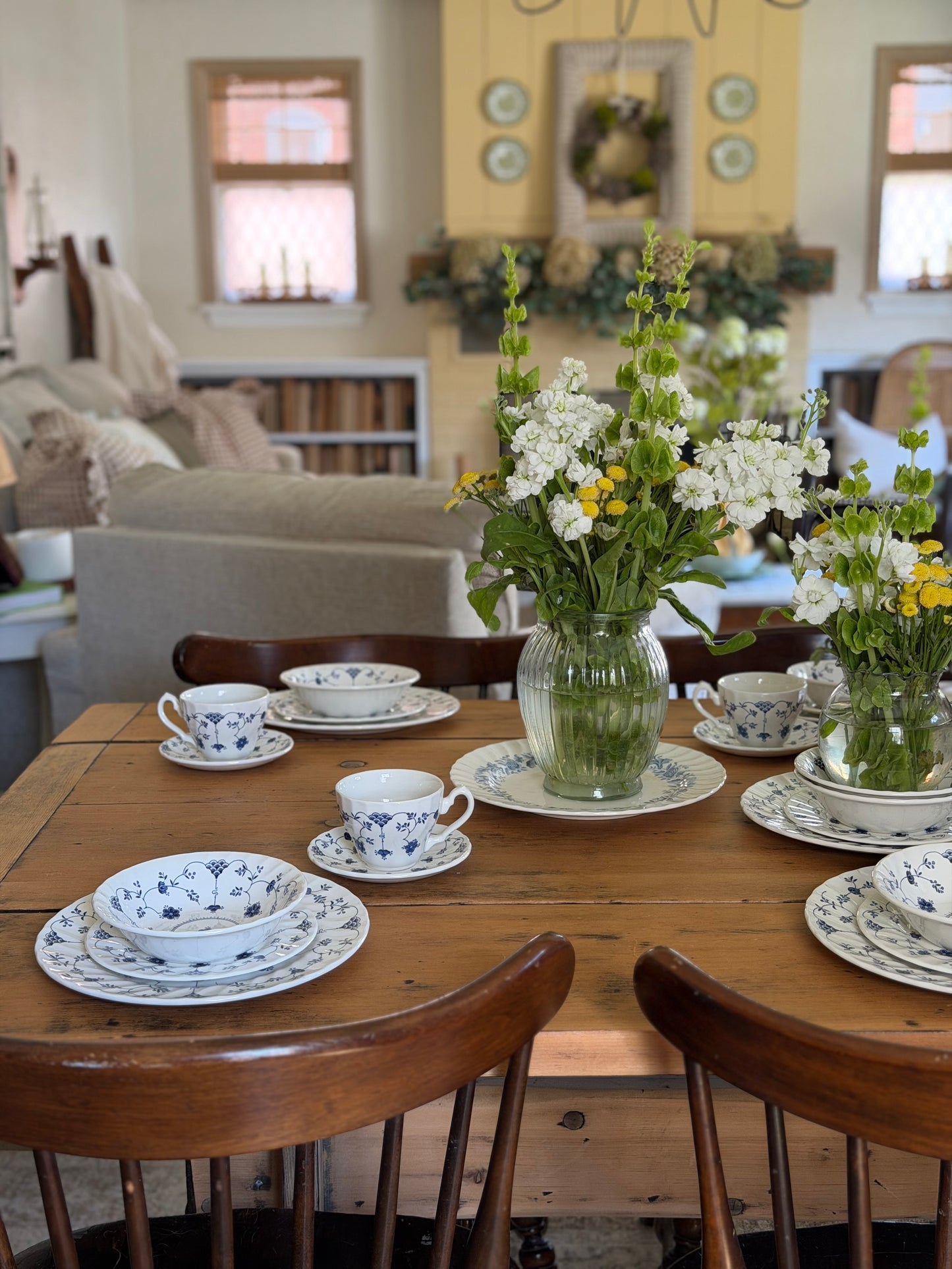 The Georgian Collection 29 piece Dinnerware Set in the "Finlandia" Pattern made in Churchill England