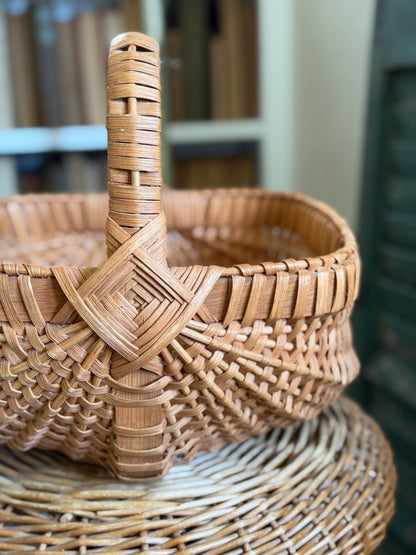 Handmade Buttocks Gathering Basket (flowers not included)
