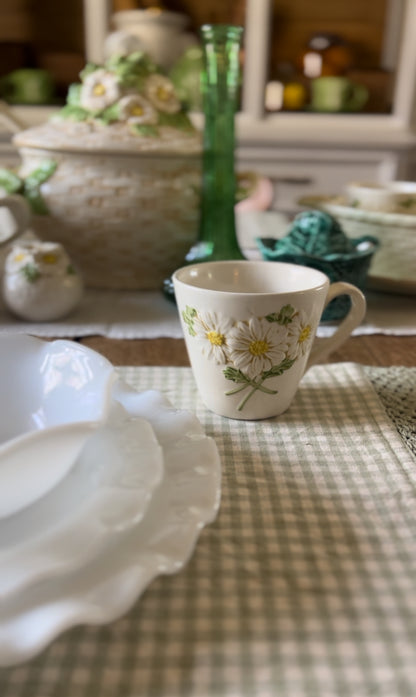Set of 5 Daisy Mugs