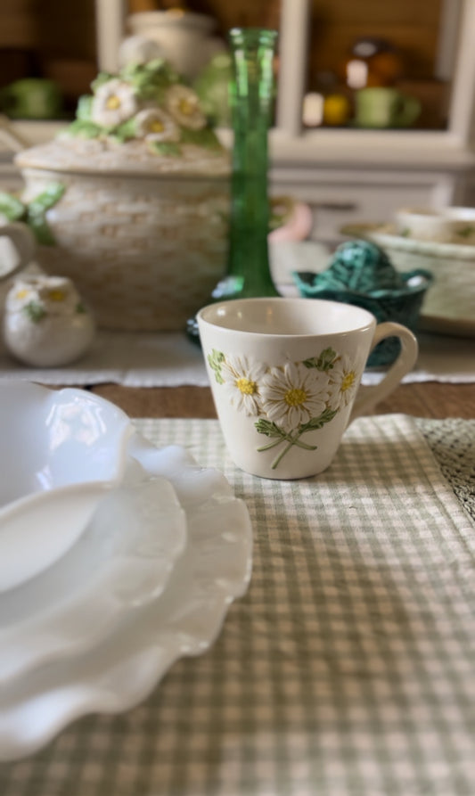 Set of 5 Daisy Mugs