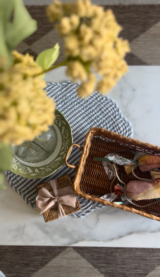 Wicker Tray