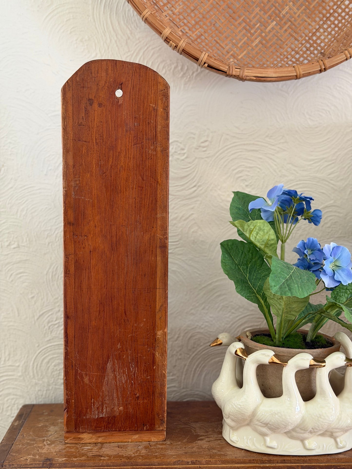 Wooden Candle Box Wall-hanging (flowers and candles not included)