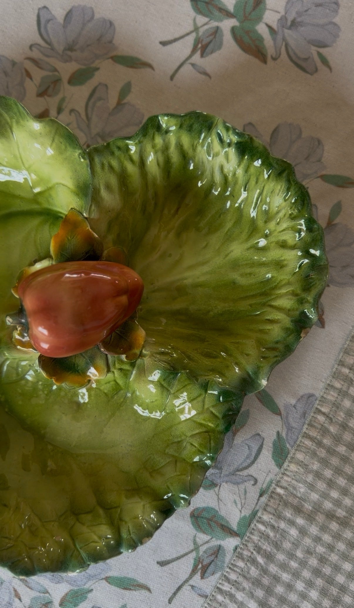 Lettuce Vegetable Divided Serving Plate made in Italy
