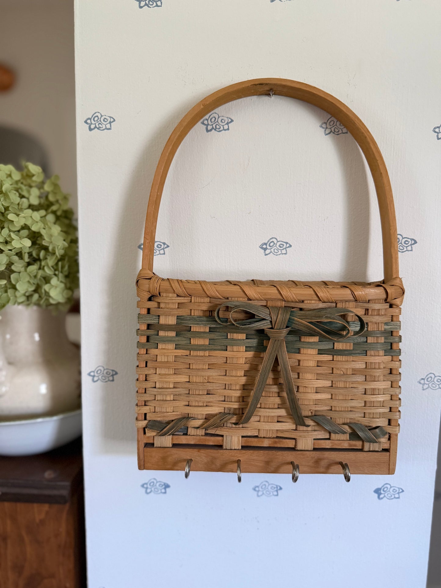 Wall Basket Key Holder with Green Accents