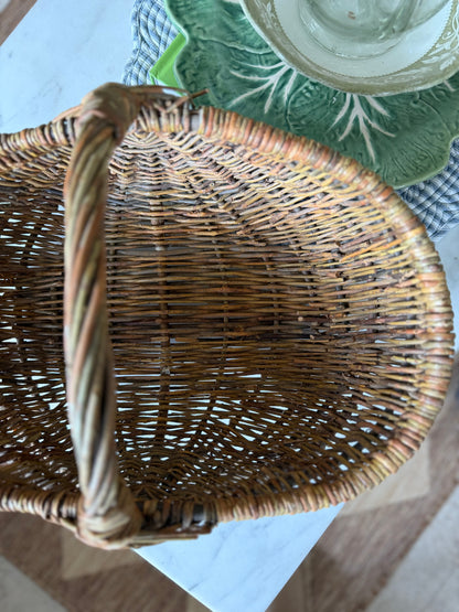 Hand-Woven Willow Buttocks Gathering Basket (flowers not included)