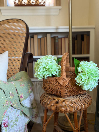 Handmade Buttocks Gathering Basket (flowers not included)