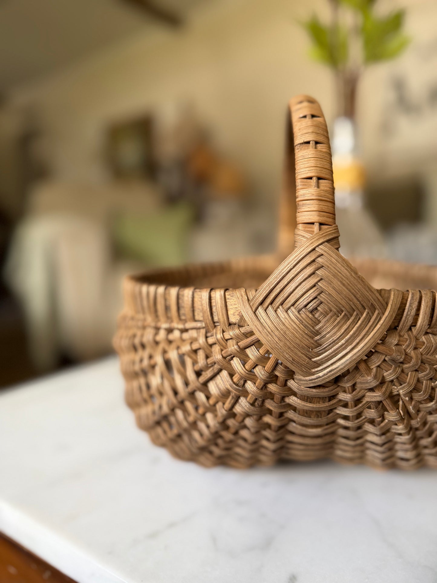 Wicker Buttocks Gathering Basket (flowers not included)