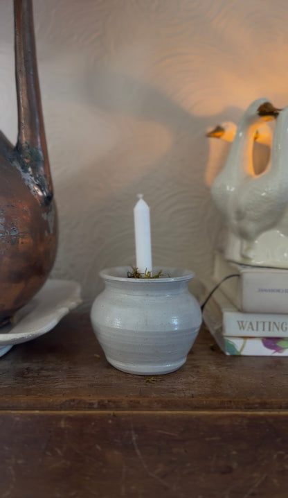 Williamsburg Pottery Vase Turned Moss Candle
