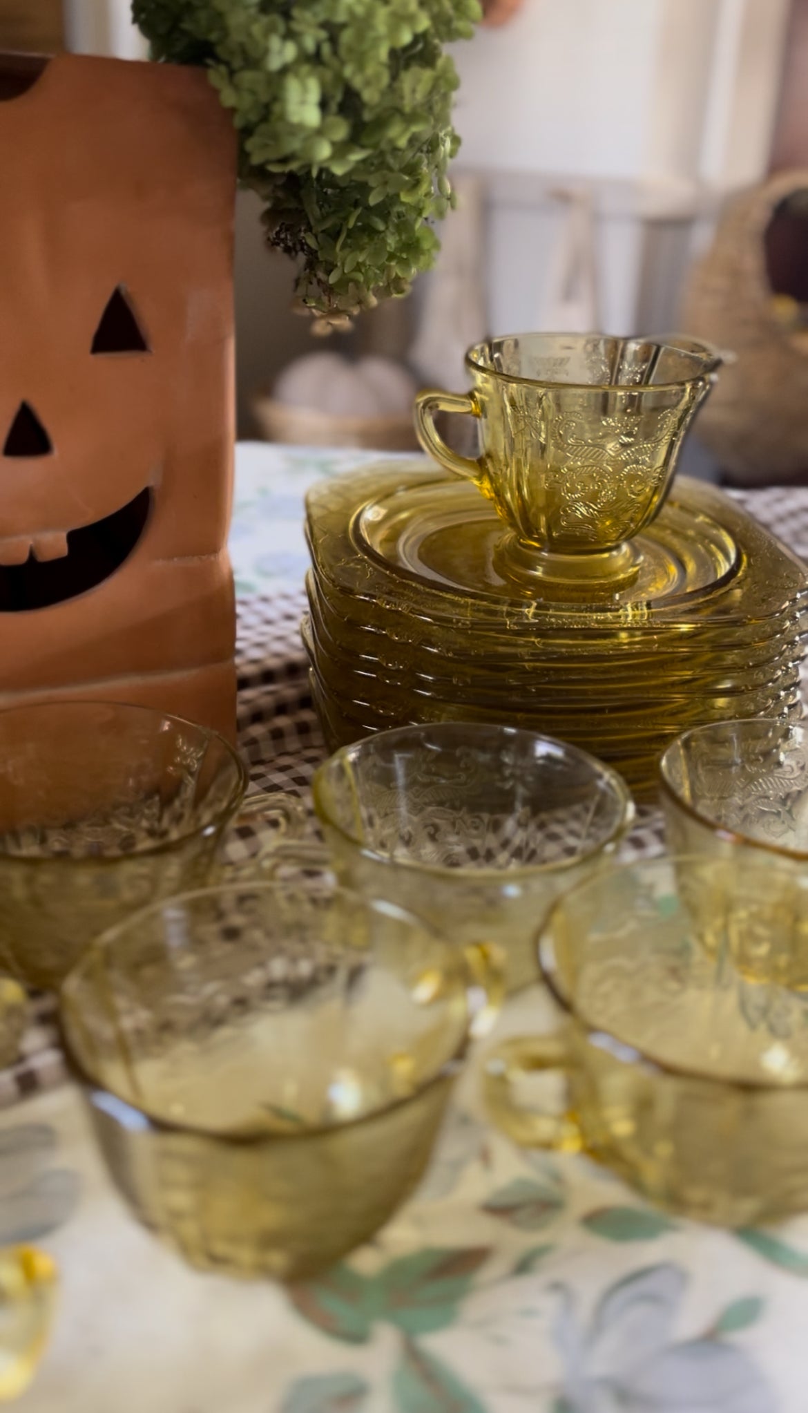 Set of Vintage Madrid Amber Depression Glass Dinnerware by Federal Glass Company (26 piece set)