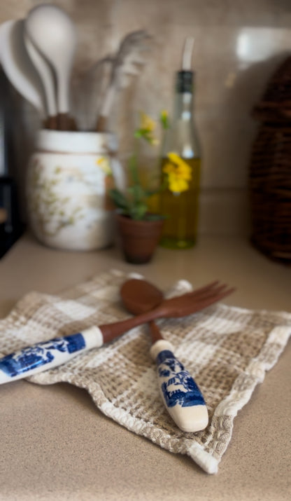Blue Willow Salad Spoon and Fork Set