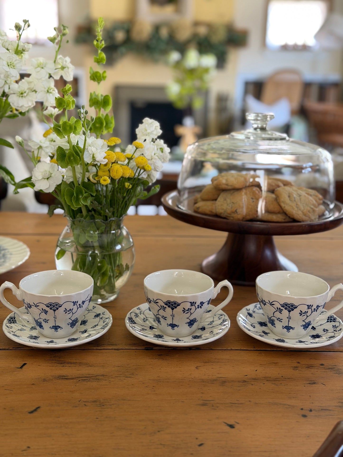 The Georgian Collection 29 piece Dinnerware Set in the "Finlandia" Pattern made in Churchill England