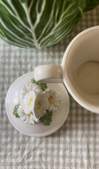 Daisy Sugar Dish and Creamer Set