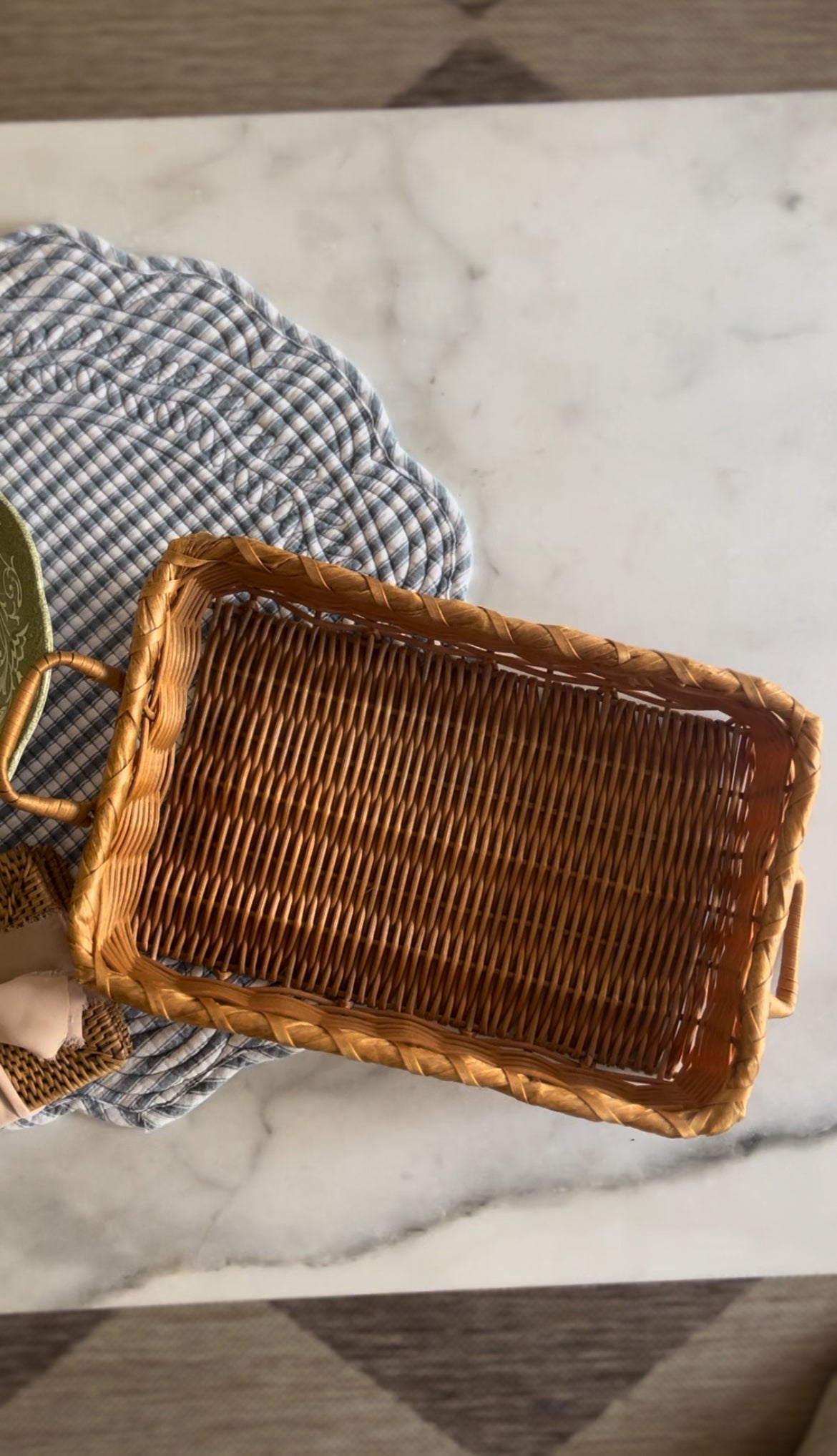 Wicker Tray
