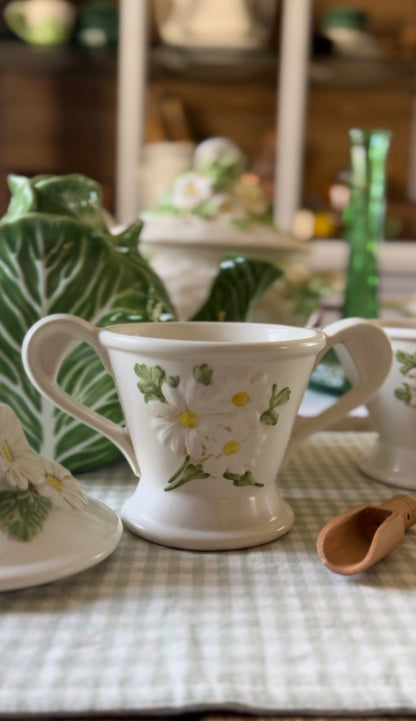 Daisy Sugar Dish and Creamer Set
