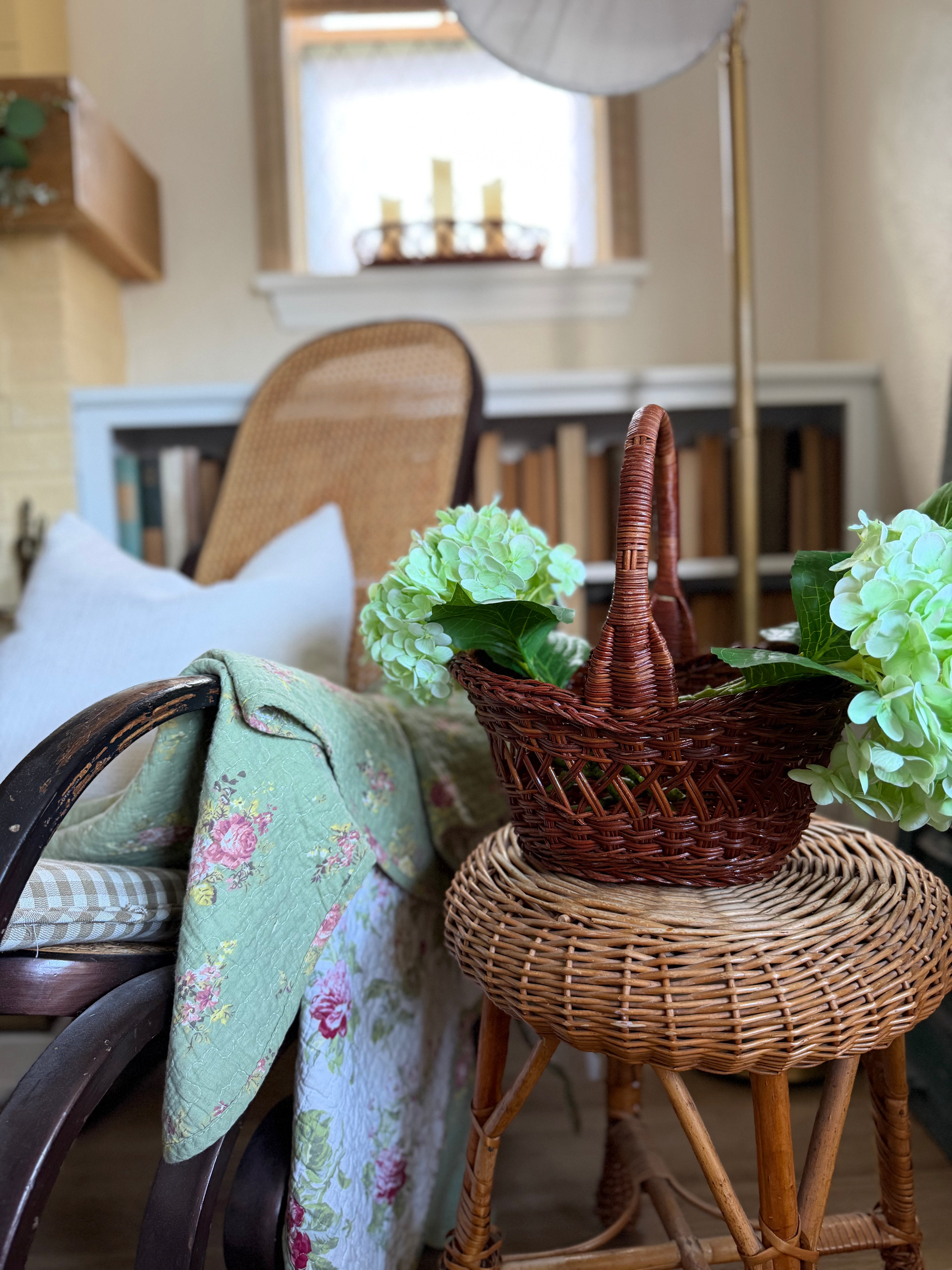 Medium Dark Brown Wicker Basket with Handle (flowers not included