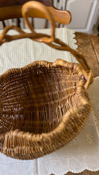 Woven Buttocks Basket
