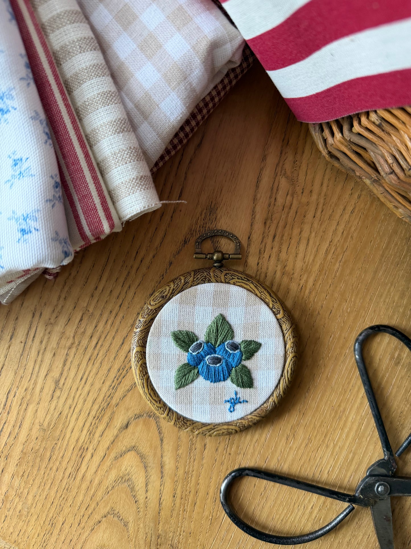 Mini Blueberries Embroidery Magnet