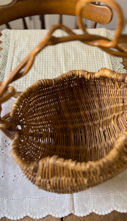 Woven Buttocks Basket