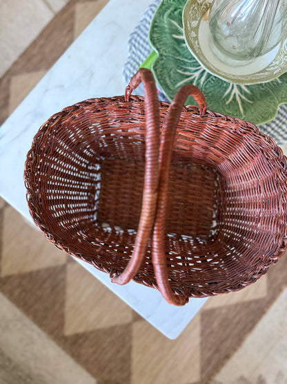 Double Handled Gathering Basket (flowers not included)