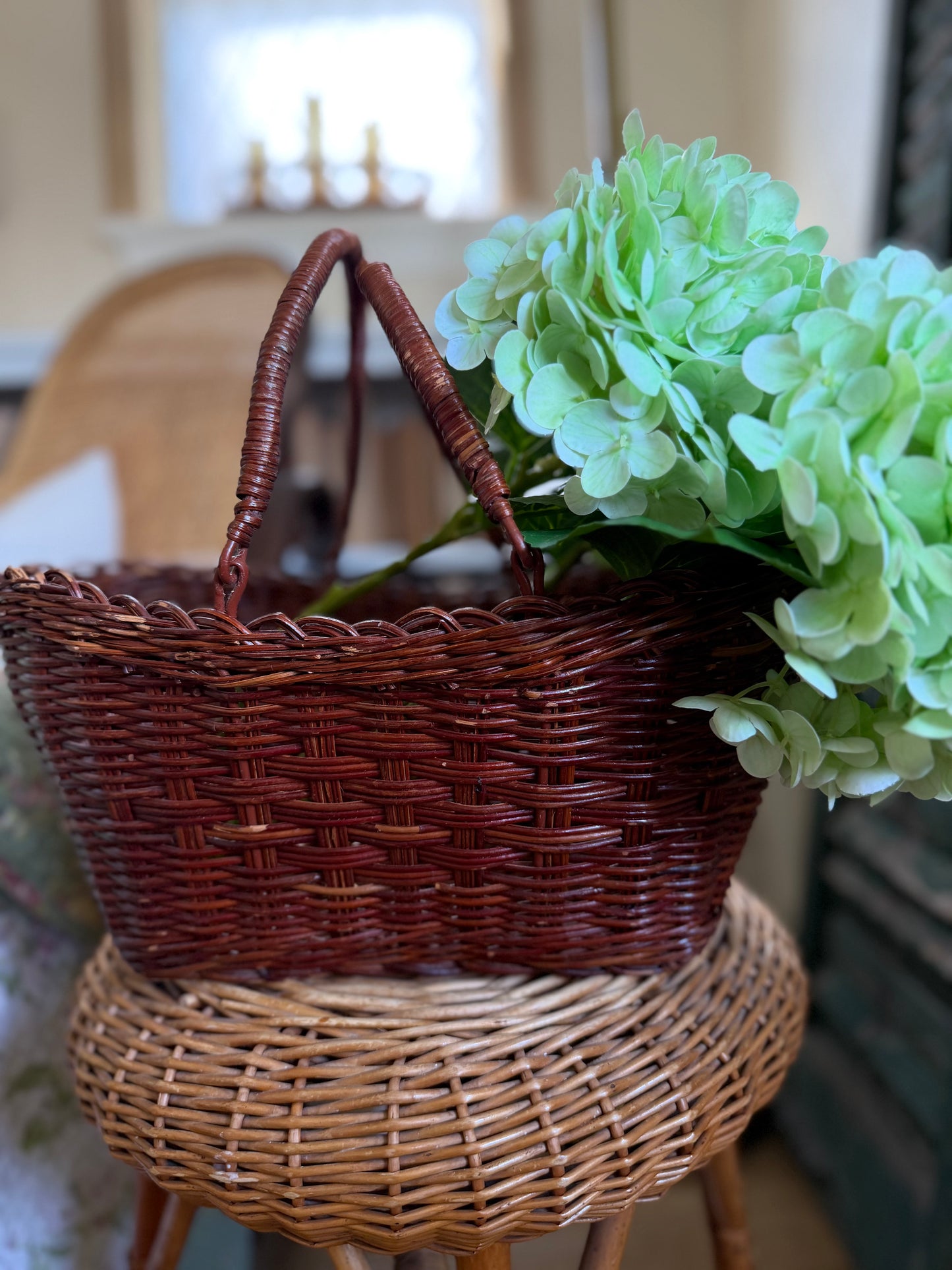 Double Handled Gathering Basket (flowers not included)