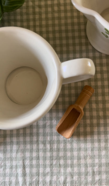 Daisy Sugar Dish and Creamer Set