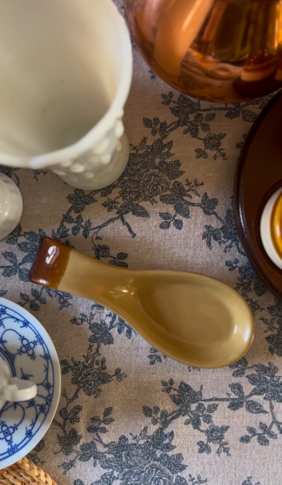 Brown Stoneware Spoon Rest