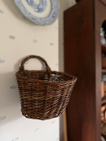 Handwoven Willow Wall Basket (flowers not included)