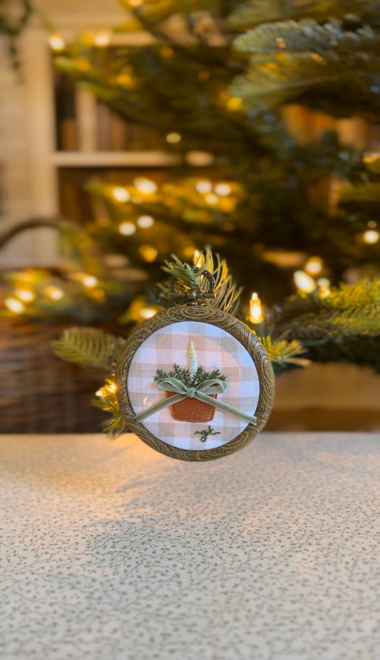 Small Terracotta Pot Candle Embroidery Ornament