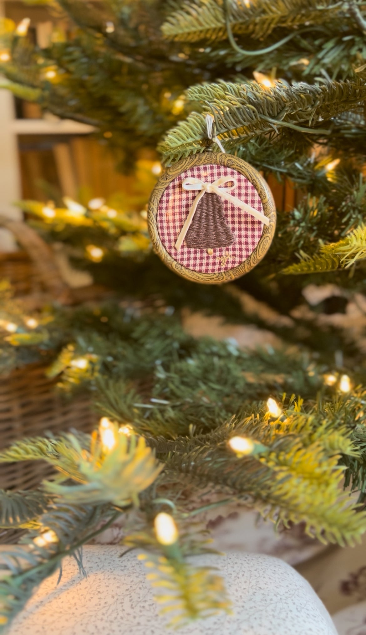 Small Wicker Bell Embroidery Ornament