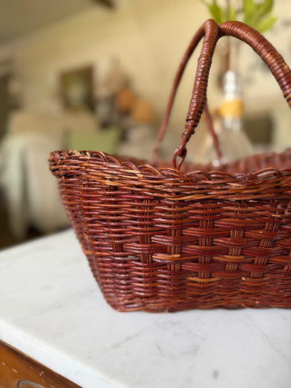 Double Handled Gathering Basket (flowers not included)