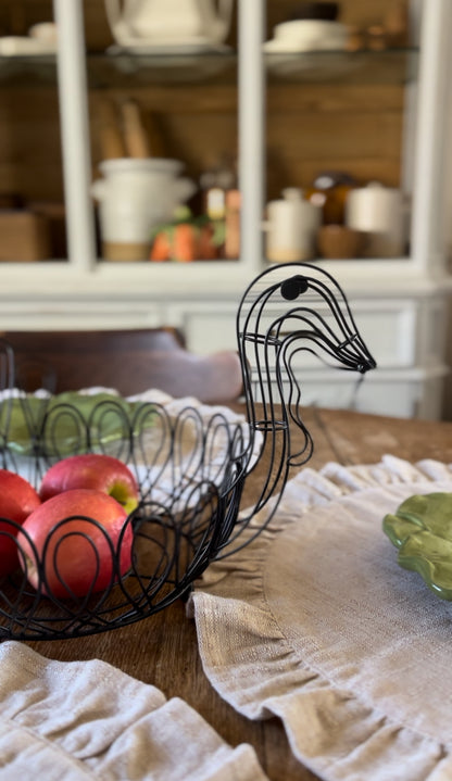 Black Metal Wire Turkey Basket