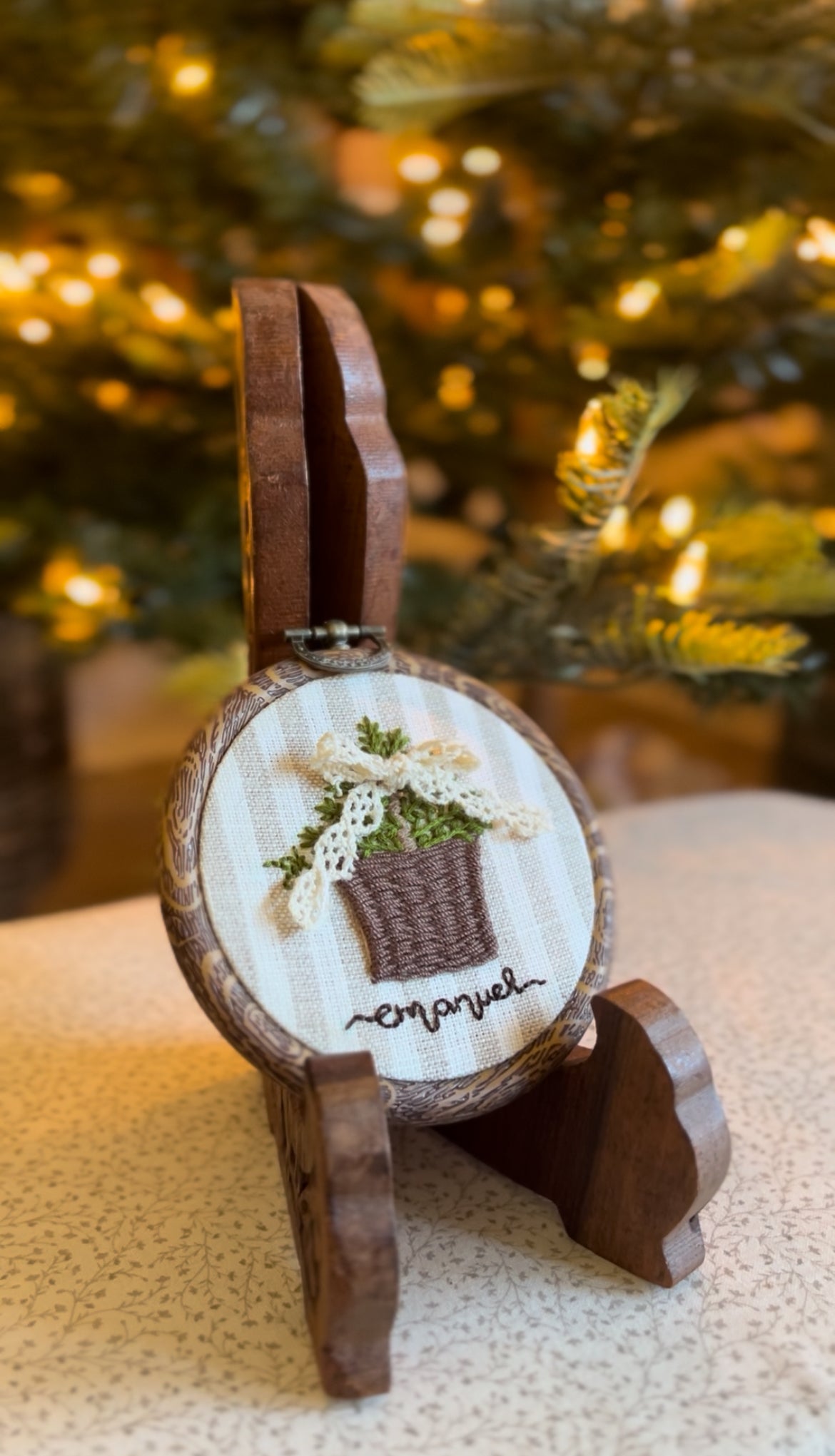 Small Emanuel Tree Basket Embroidery Magnet